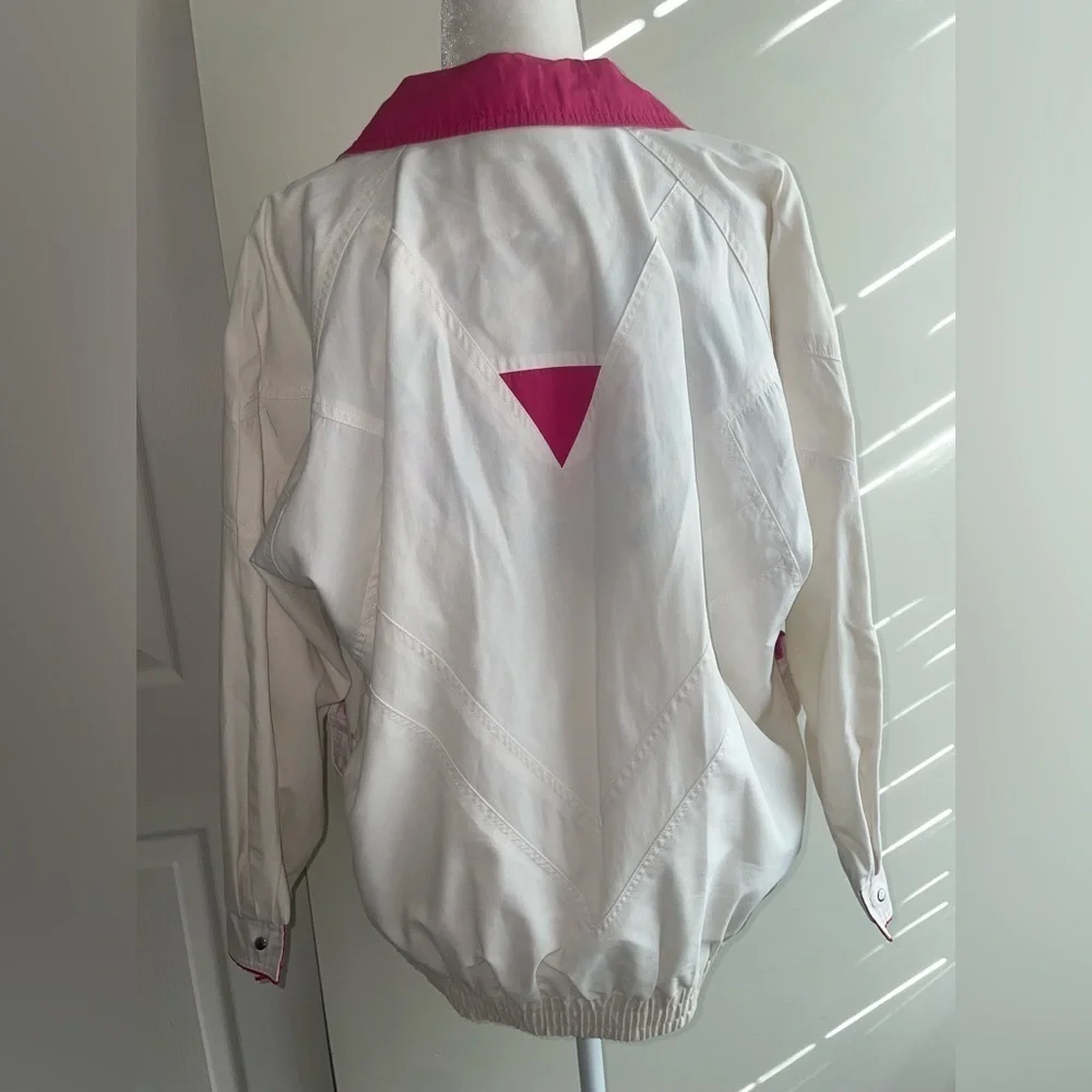 Innovations by IZZI Vintage Windbreaker